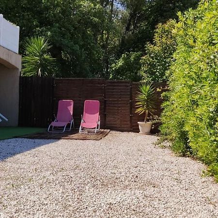 Studio L'agasso Prouvenco Appartamento La Crau Esterno foto