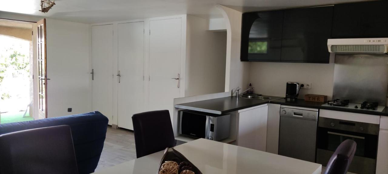 Studio L'agasso Prouvenco Appartamento La Crau Esterno foto