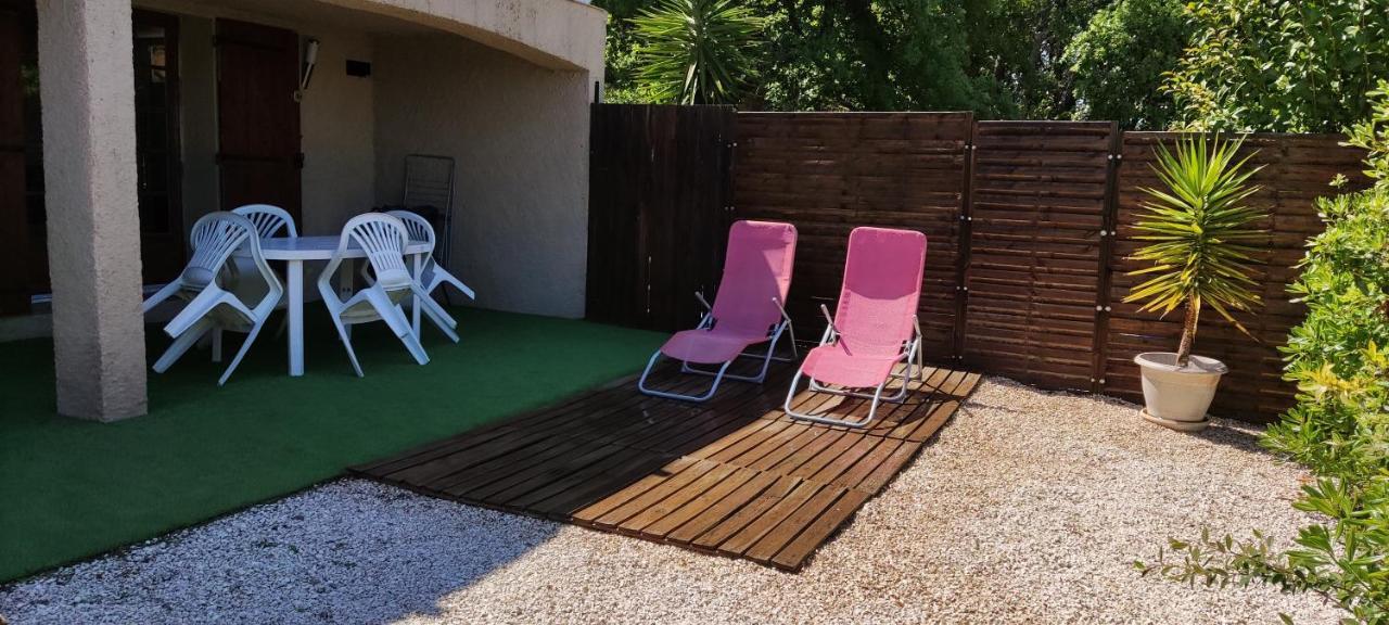 Studio L'agasso Prouvenco Appartamento La Crau Esterno foto